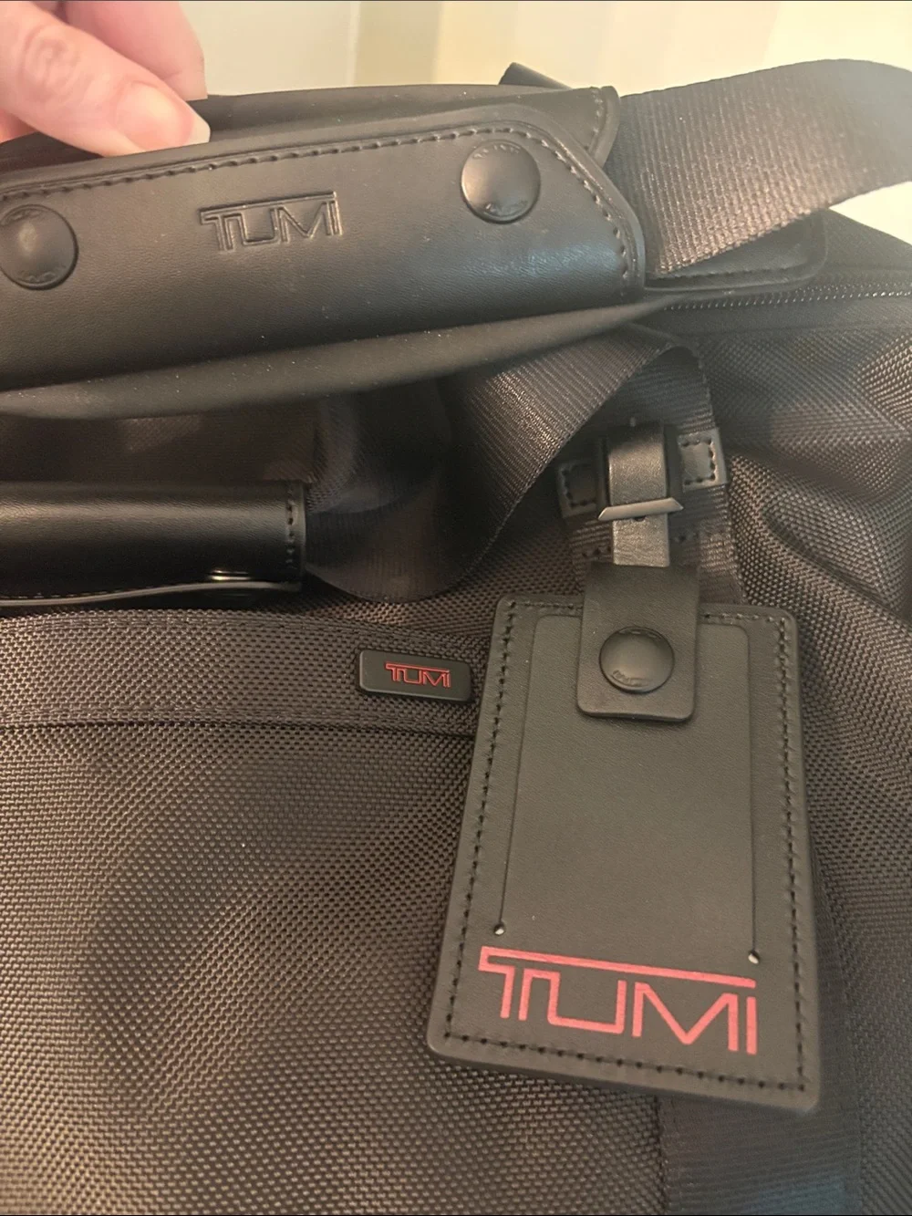 *TUMI Black Travel Overnight Carry On Duffel Bag Unisex Travel Vacation Gym